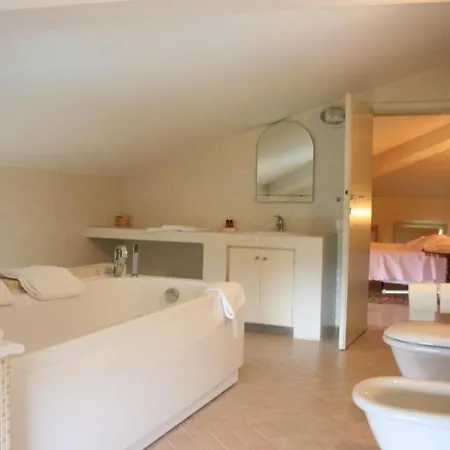 Porto Sleeps 15 Pool Wifi * Dolciano